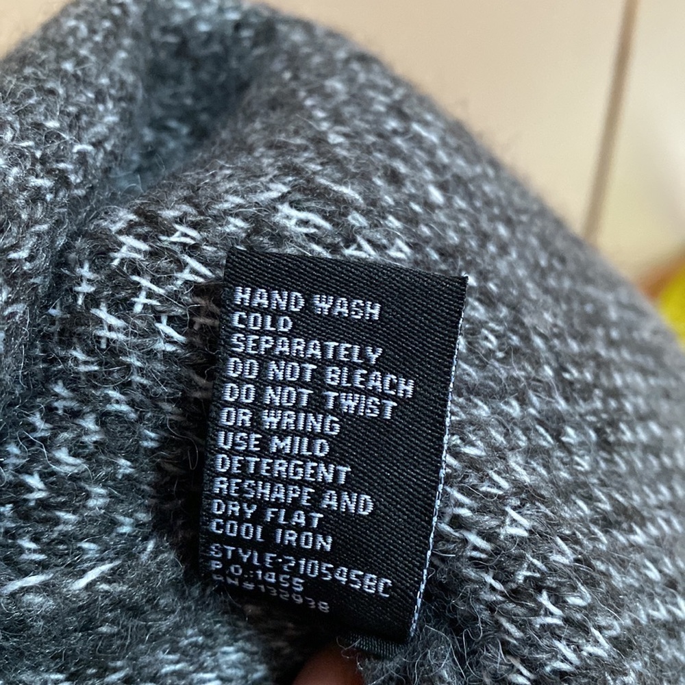 Beautiful warm jacket✨size L, Suitable for all styles ✨70% Acrylic and 30%Wool✨ - Picture 6 of 6